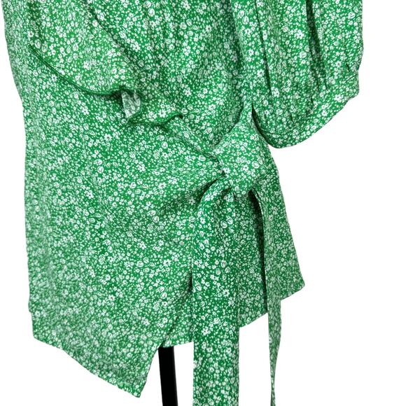 Q2 Green & White Micro Floral Print Ruffle V-neck Dainty Wrap Boutique Blouse - Picture 6 of 11